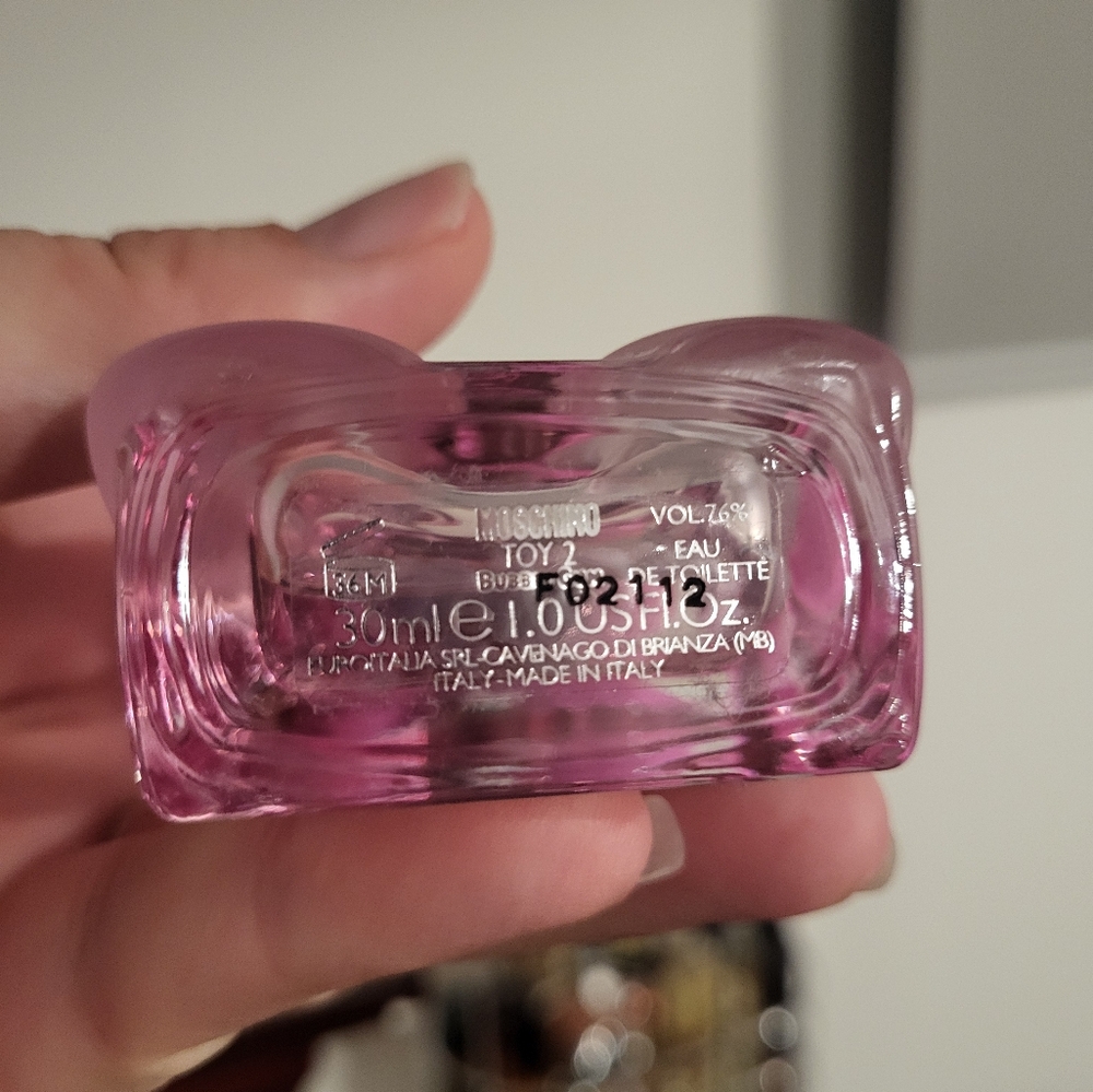 LAST PRICE DROP! "Toy 2 Bubblegum" By Moschino Fragrance - Picture 4 of 8